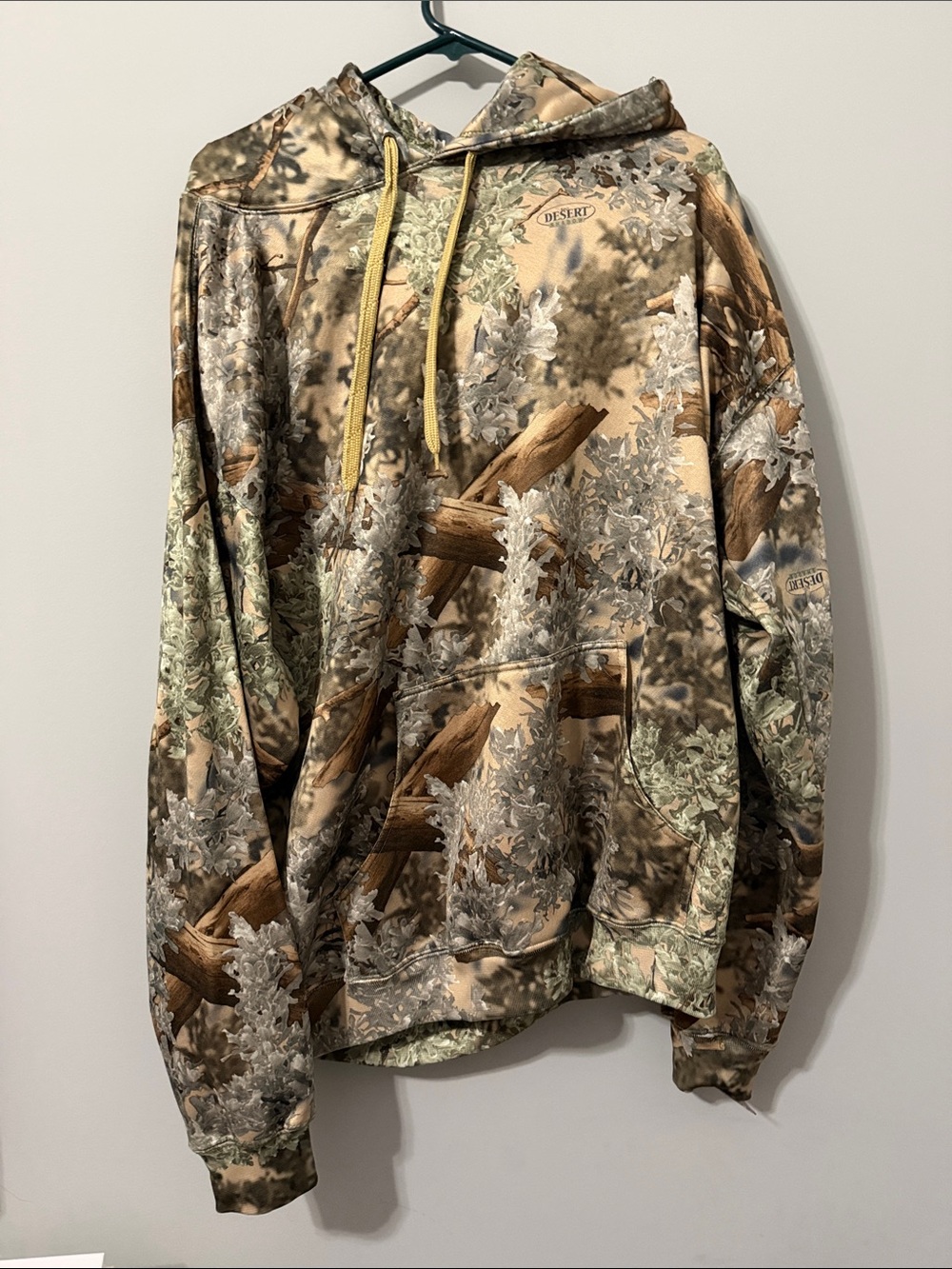King’s Camo Desert Camo Men's Hoodie - Brown & Green